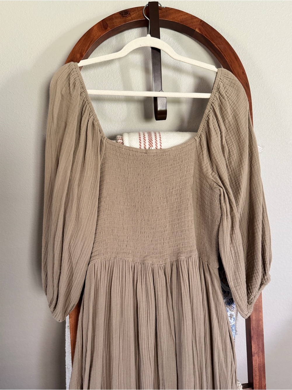 Neuflora "Hartselle Dress" in Taupe - Picture 11 of 15